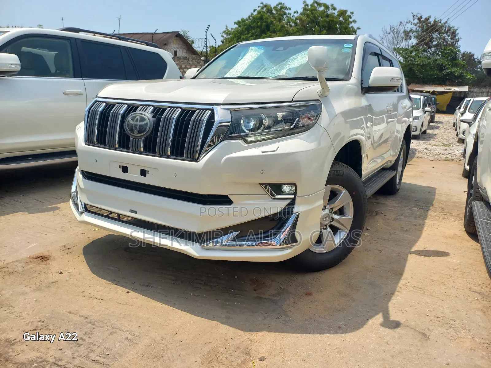 Toyota Land Cruiser Prado 2019 White