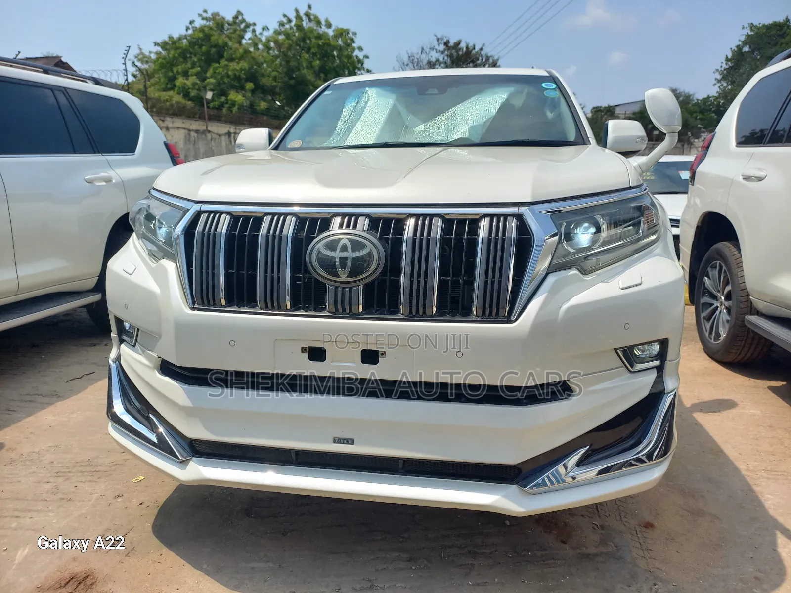 Toyota Land Cruiser Prado 2019 White