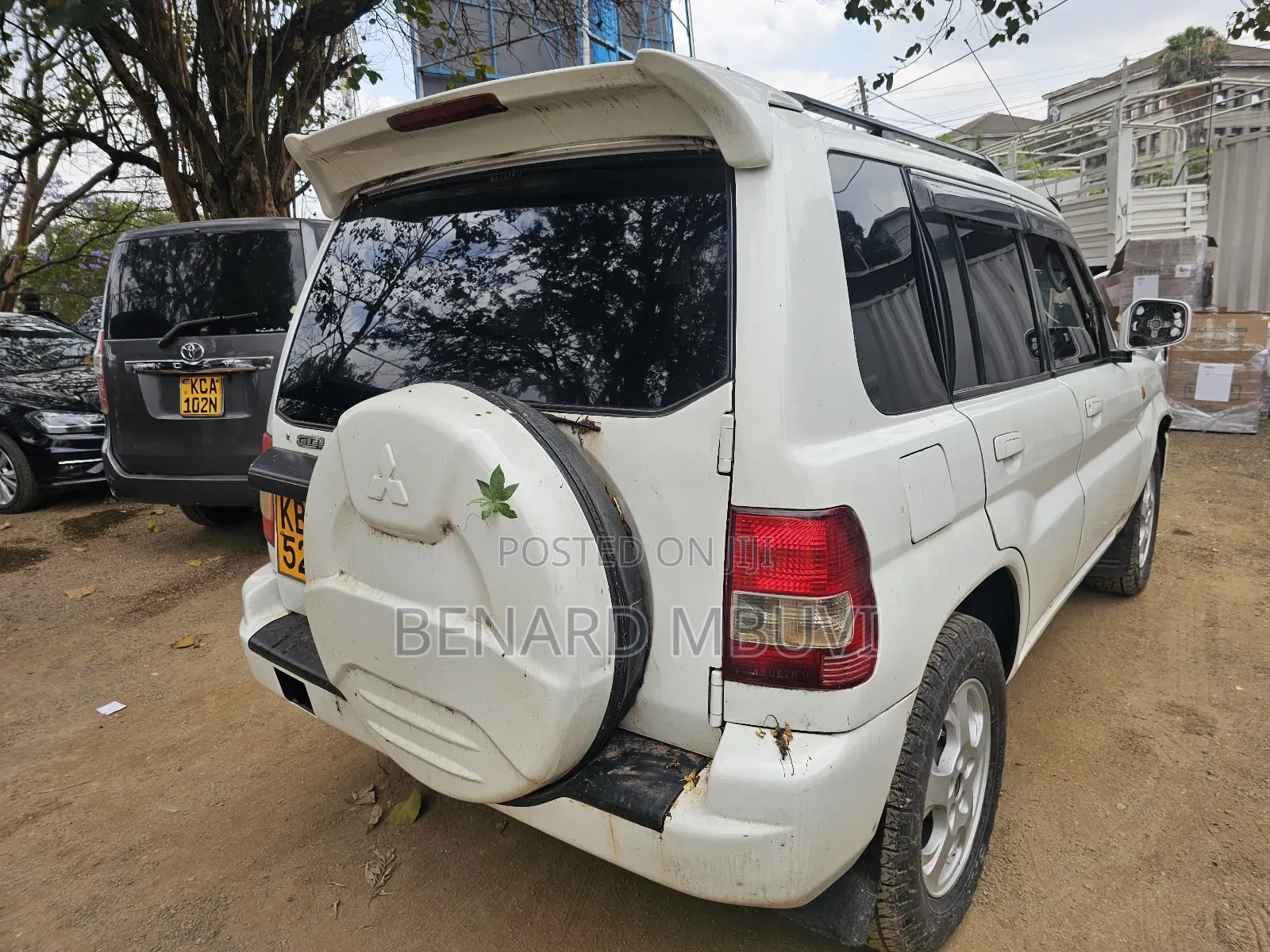 Mitsubishi Pajero Sport 2004 White