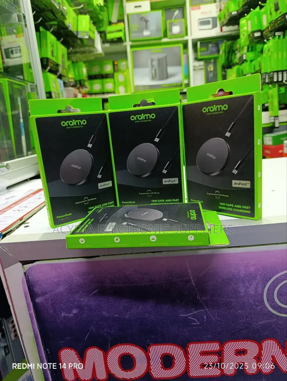 Oraimo Powerdock 15w Safe and Fast Wireless Charger