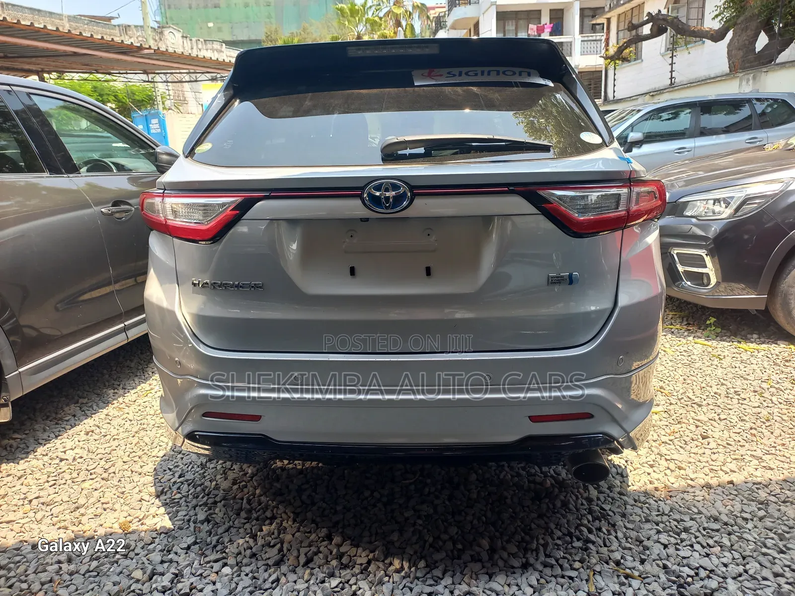 Toyota Harrier 2.5 Hybrid 4WD 2019 Silver