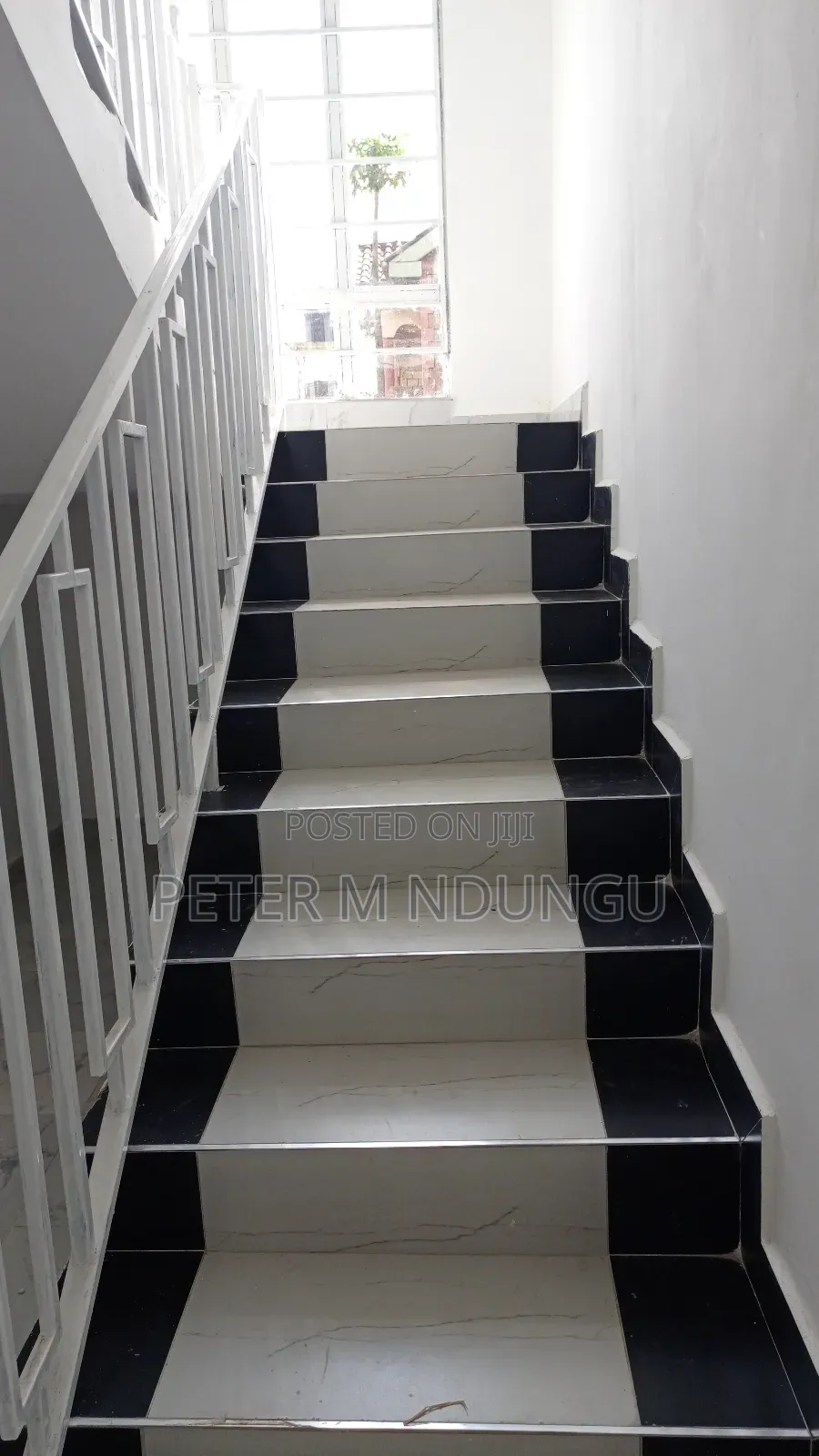 4bdrm Maisonette in Membley for sale
