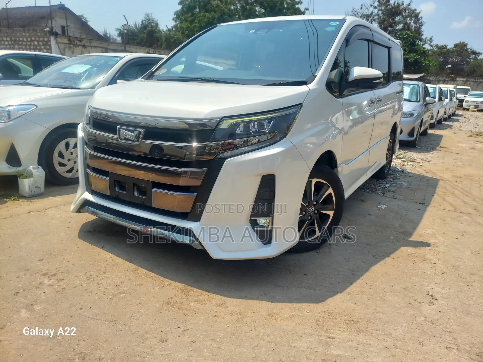 Toyota Noah 2019 White