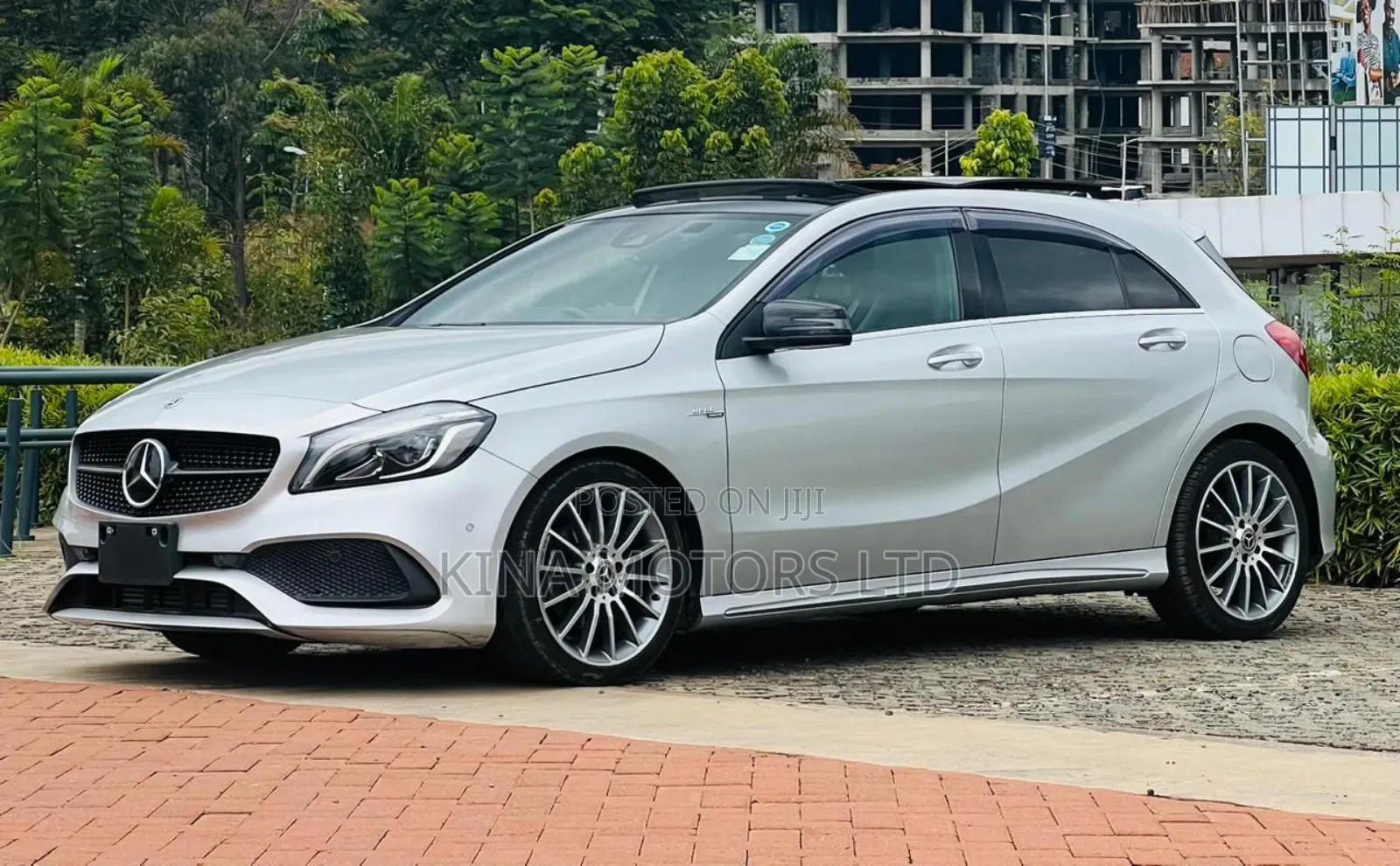Mercedes-Benz A-Class 2018 Silver