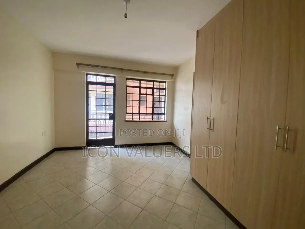 3bdrm Apartment in Waiyaki Way, Loresho for sale