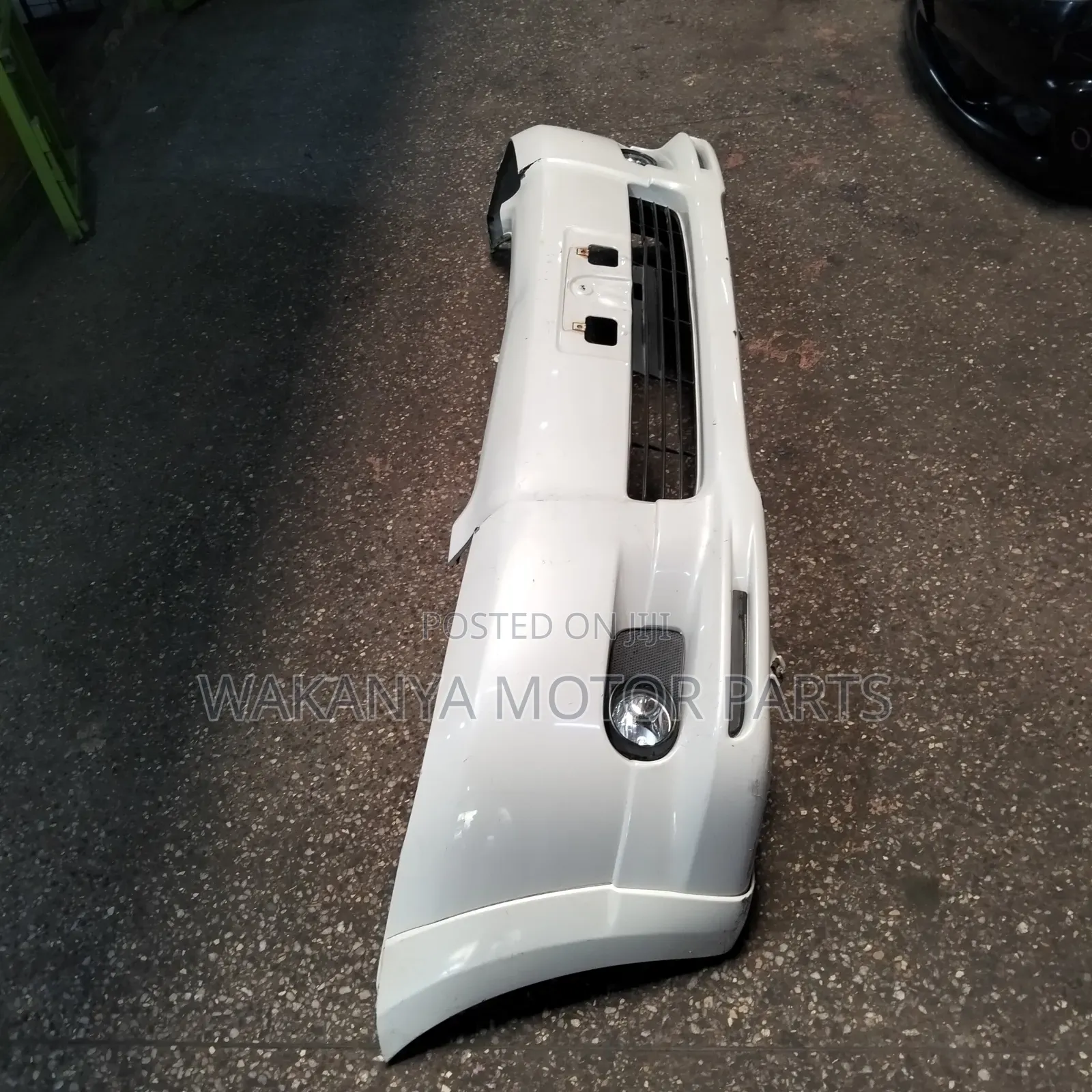 Toyota Wish 2002/2005 Front Bumper Complete With Fog Lamps, Ex Japan