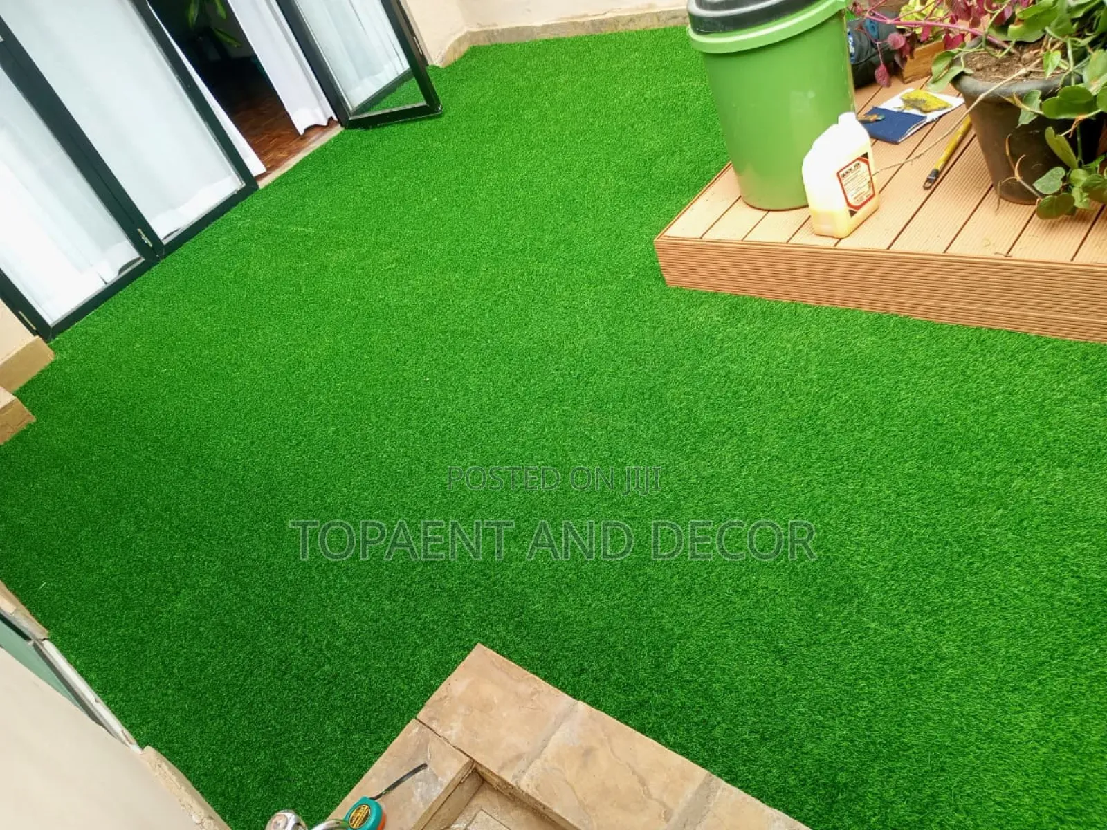 Lush Green Grass Carpet Easy to Clean