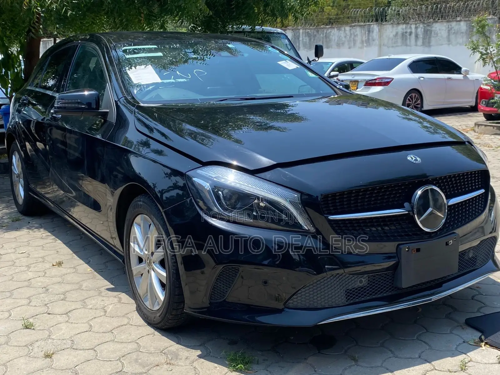 Mercedes-Benz B-Class B180 Petrol 2018 Black