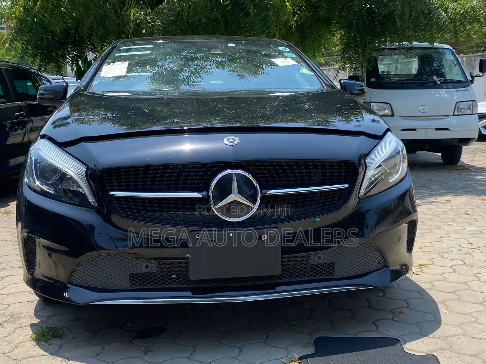 Mercedes-Benz B-Class B180 Petrol 2018 Black