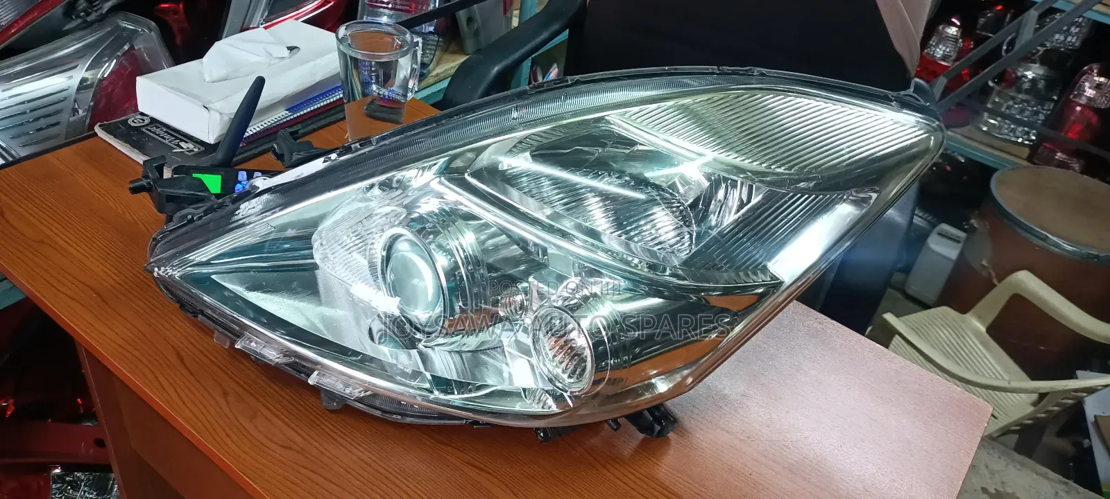 Toyota Isis 2008 Non Xenon Headlight