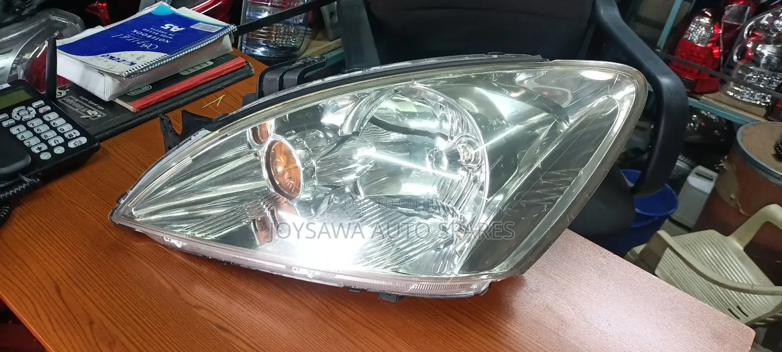 Mitsubishi Lancer 2005 Headlight