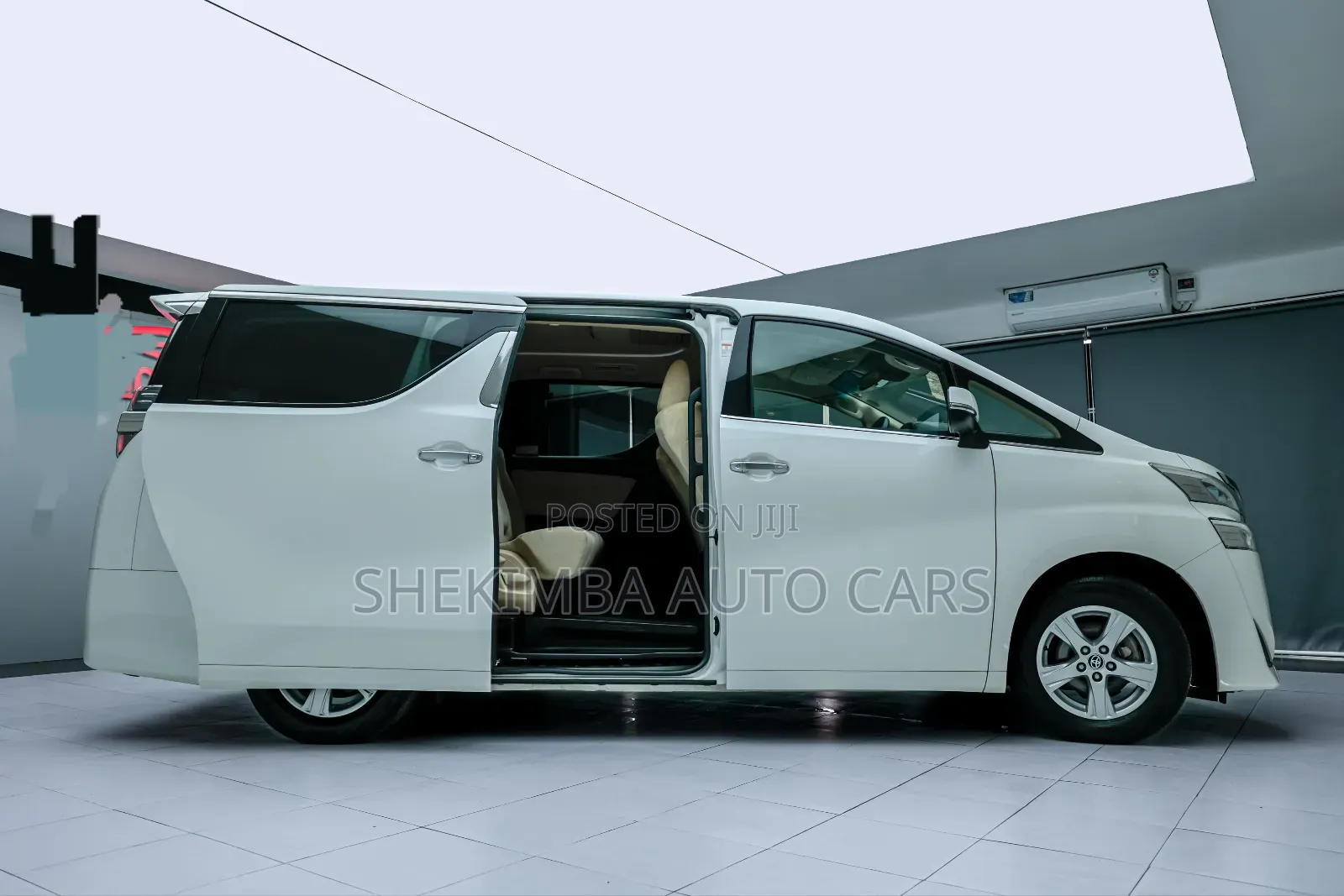 Toyota Vellfire 2019 White
