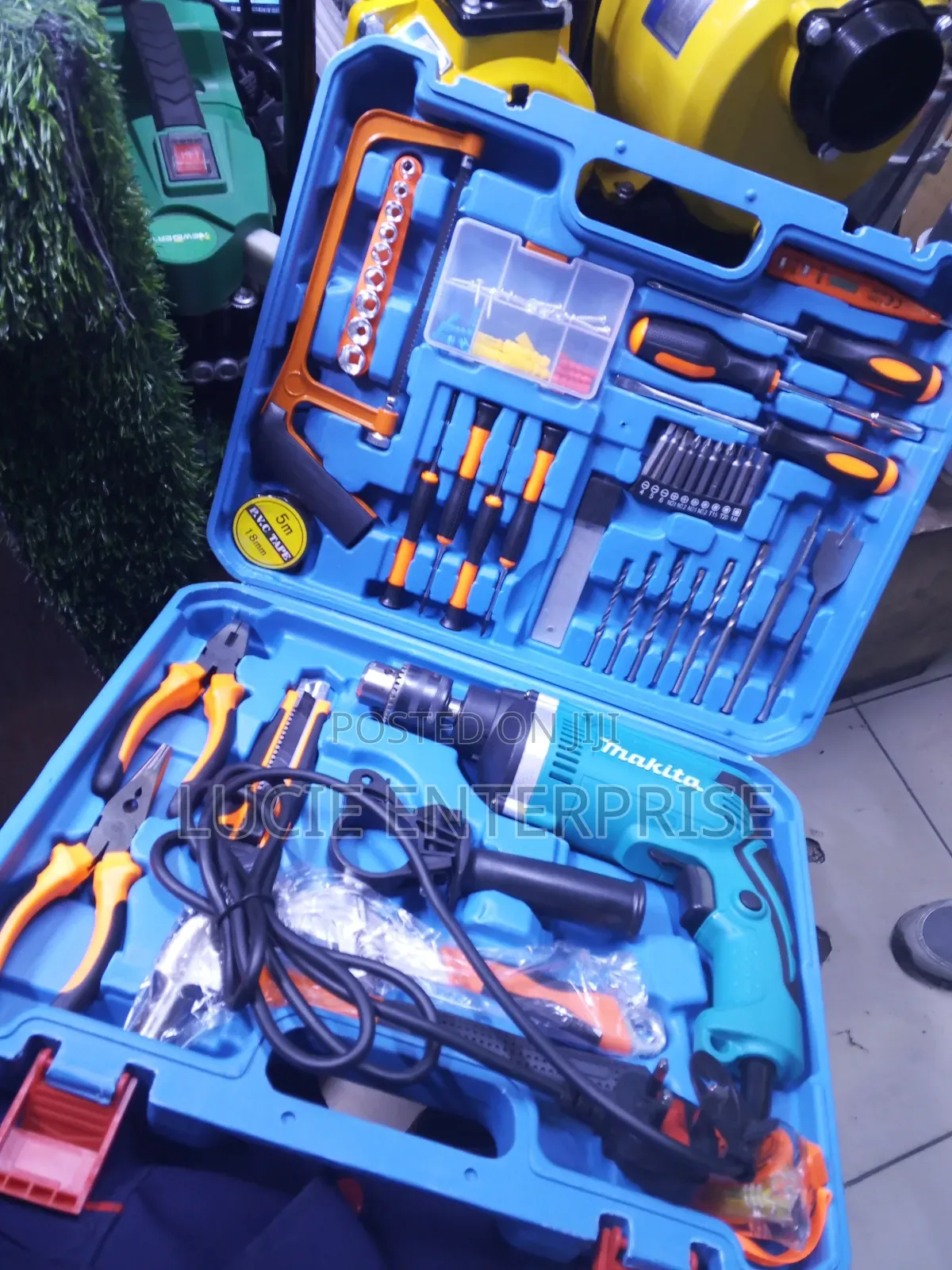 Makita Corded Drillset Toolkit 710watts