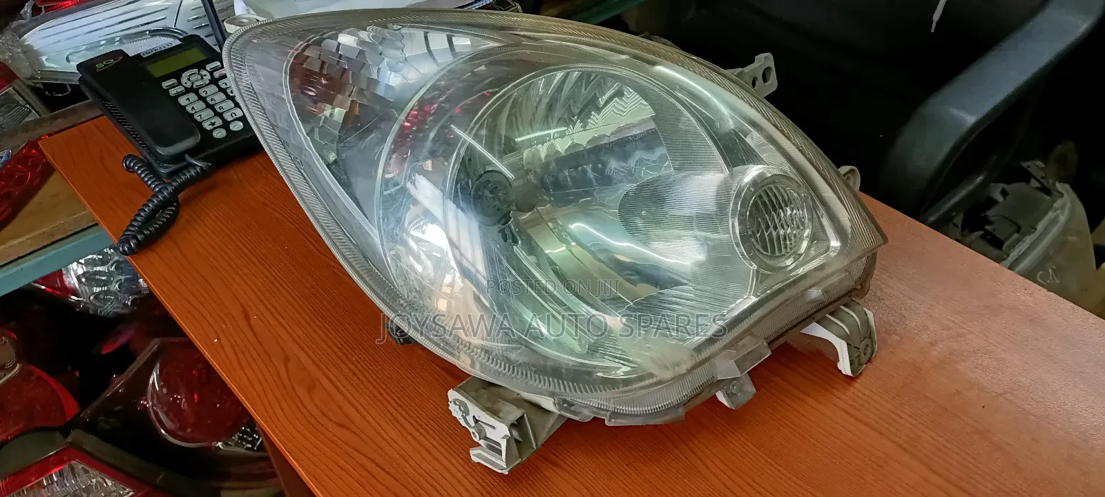 Daihatsu Mira 2010 Headlight