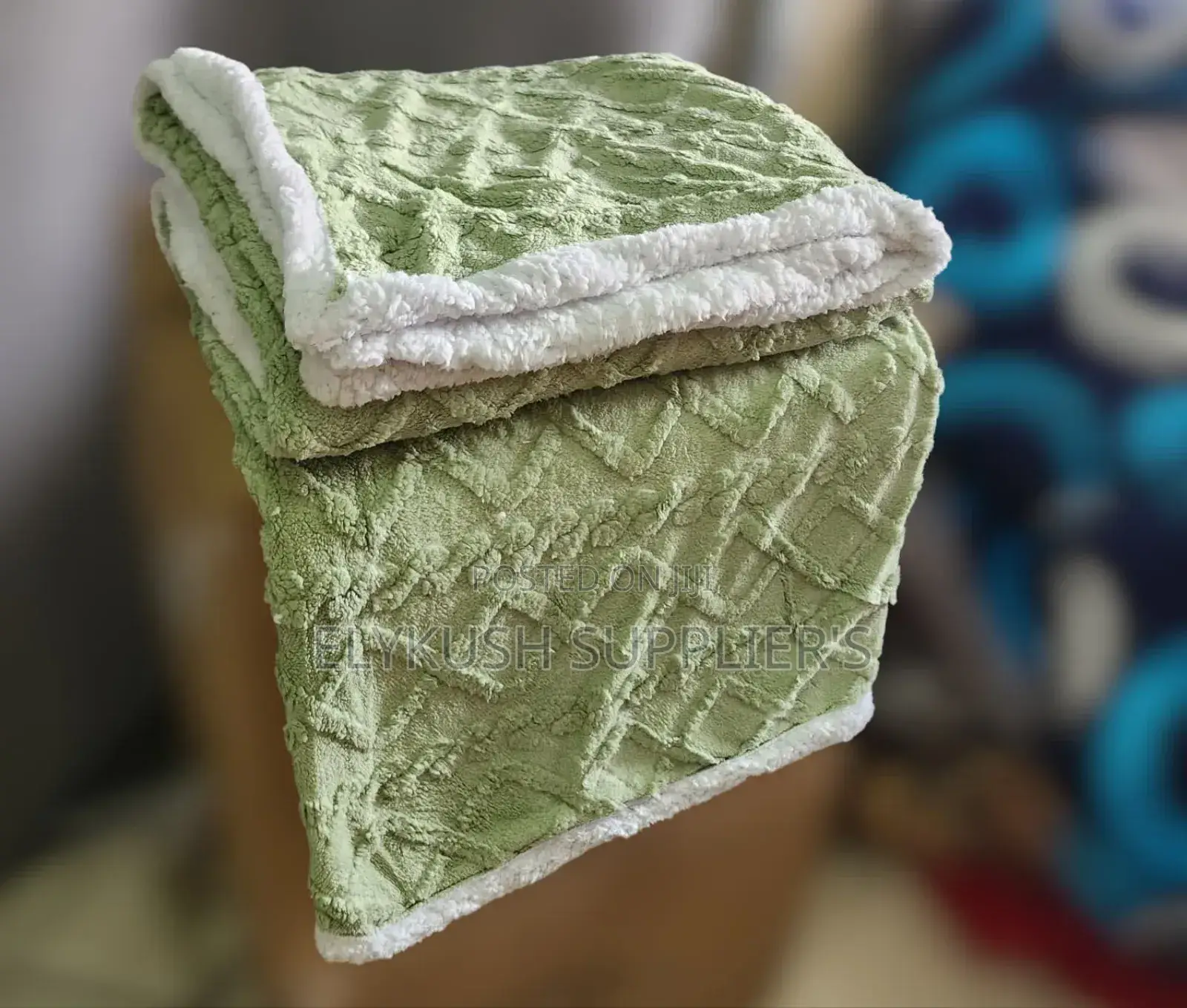 *Cosy Fleece Woollen.*
Size: 6×7