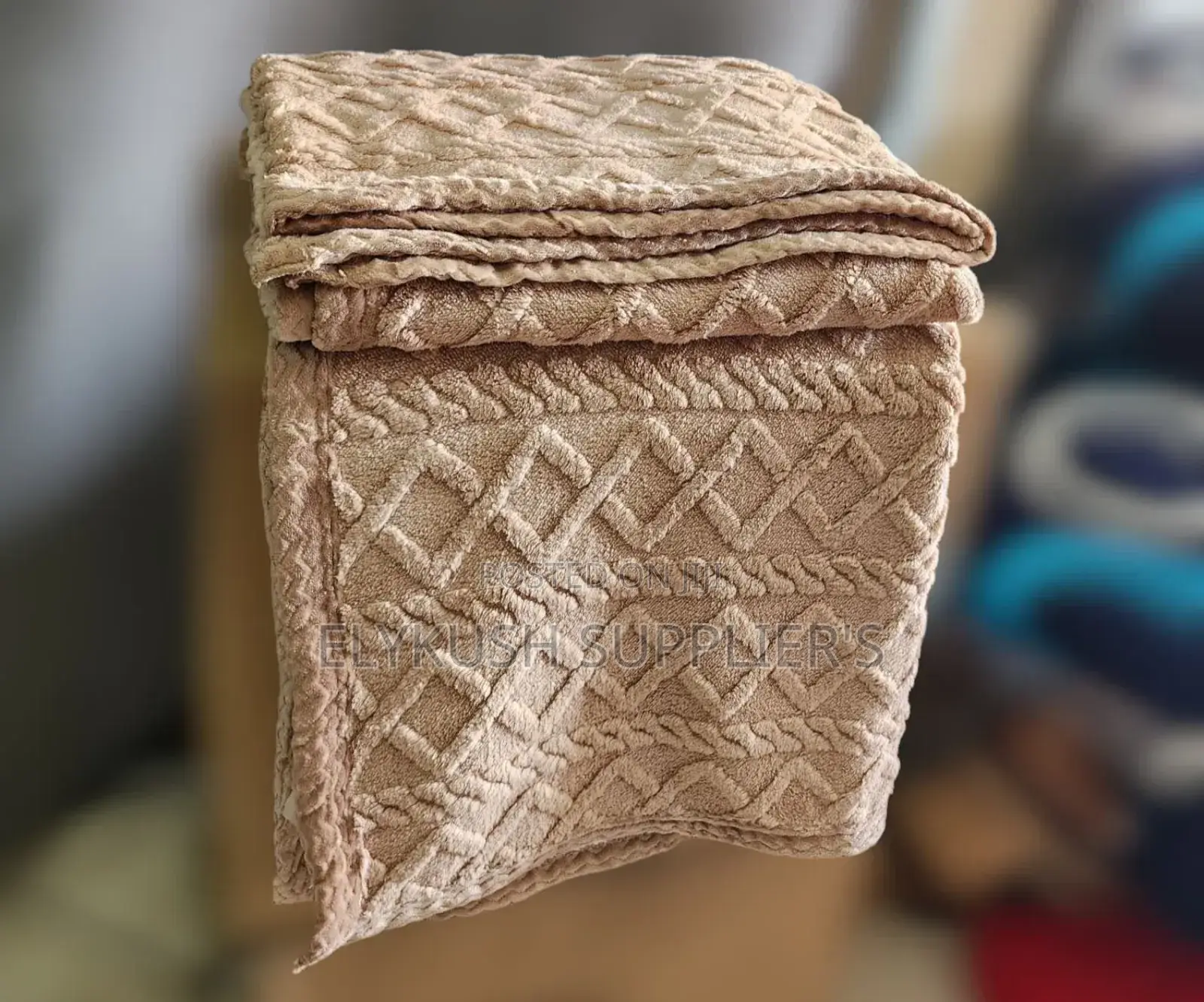 *Cosy Fleece Woollen.*
Size: 6×7