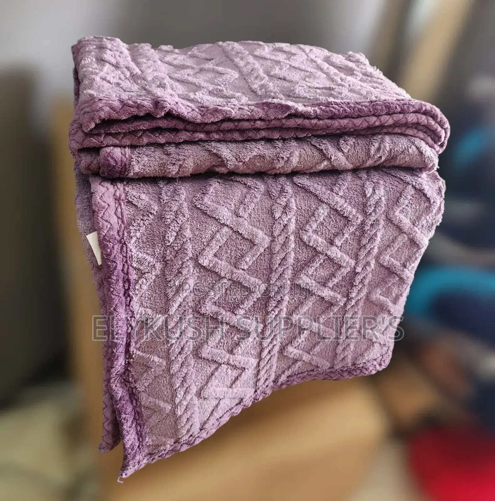 *Cosy Fleece Woollen.*
Size: 6×7
