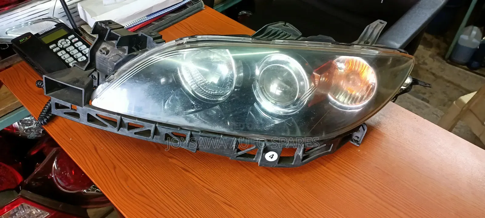 Mazda Axela 2005(No:4)Non Xenon Headlight