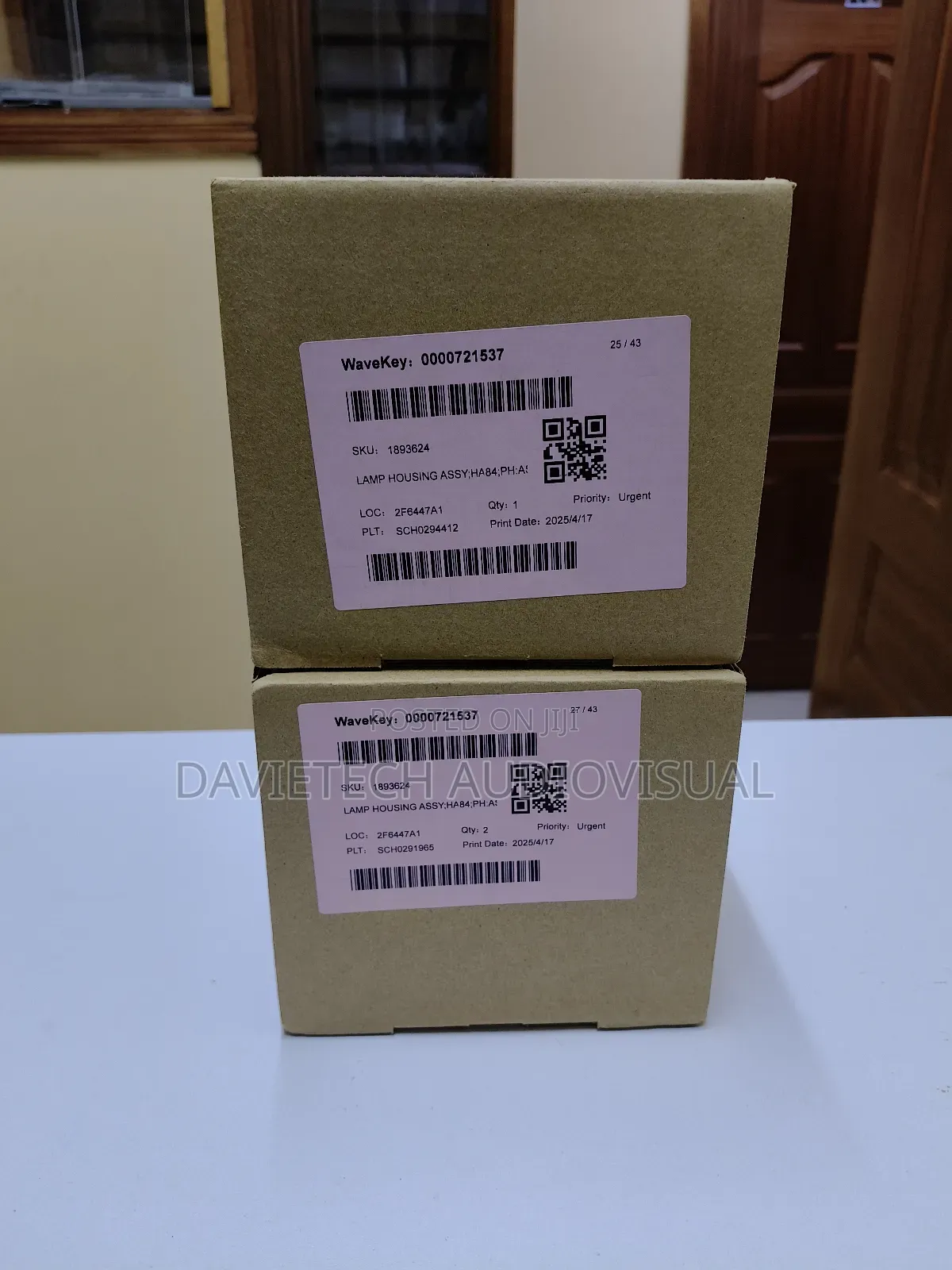 #Epson Co-W01 Projector Lamps 