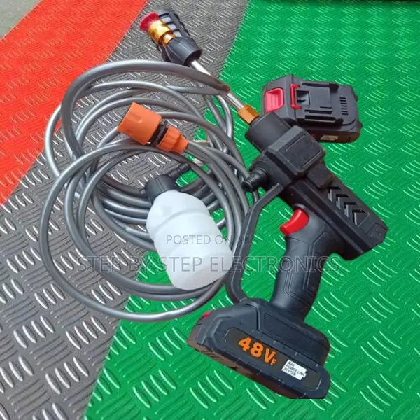 Easy To Operate Cordless Car Washer Lightweight Portable Spray Gun