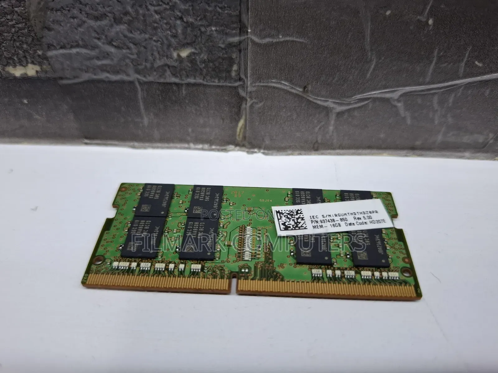 Samsung 16gb 2rx8 Pc4-2666v-Se1-11 Laptop Ram Ddr4