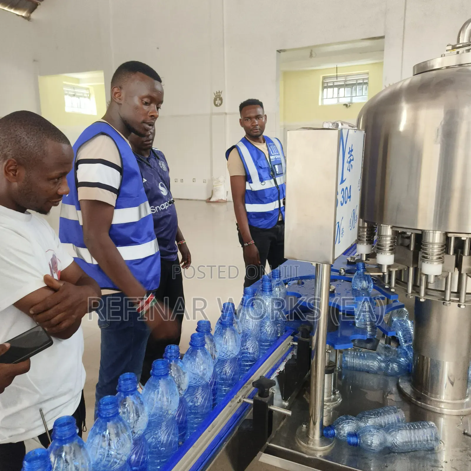 Automatic Filling Machine - Precision Bottling For Beverages
