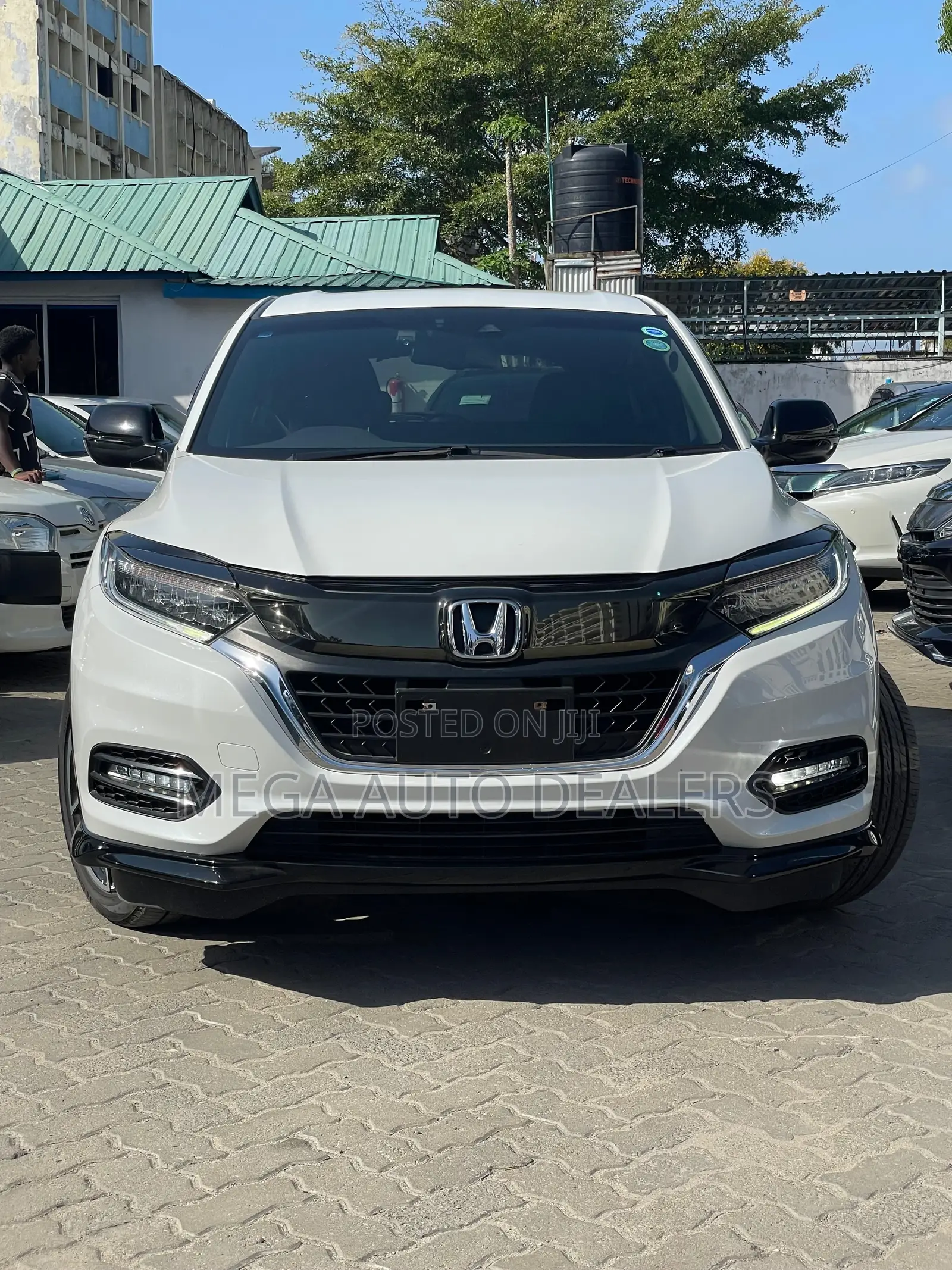 Honda Vezel 2019 White