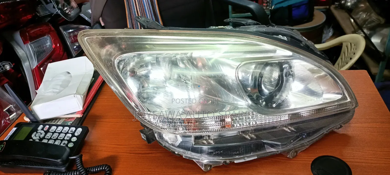 Toyota Mark Zio Xenon Headlight