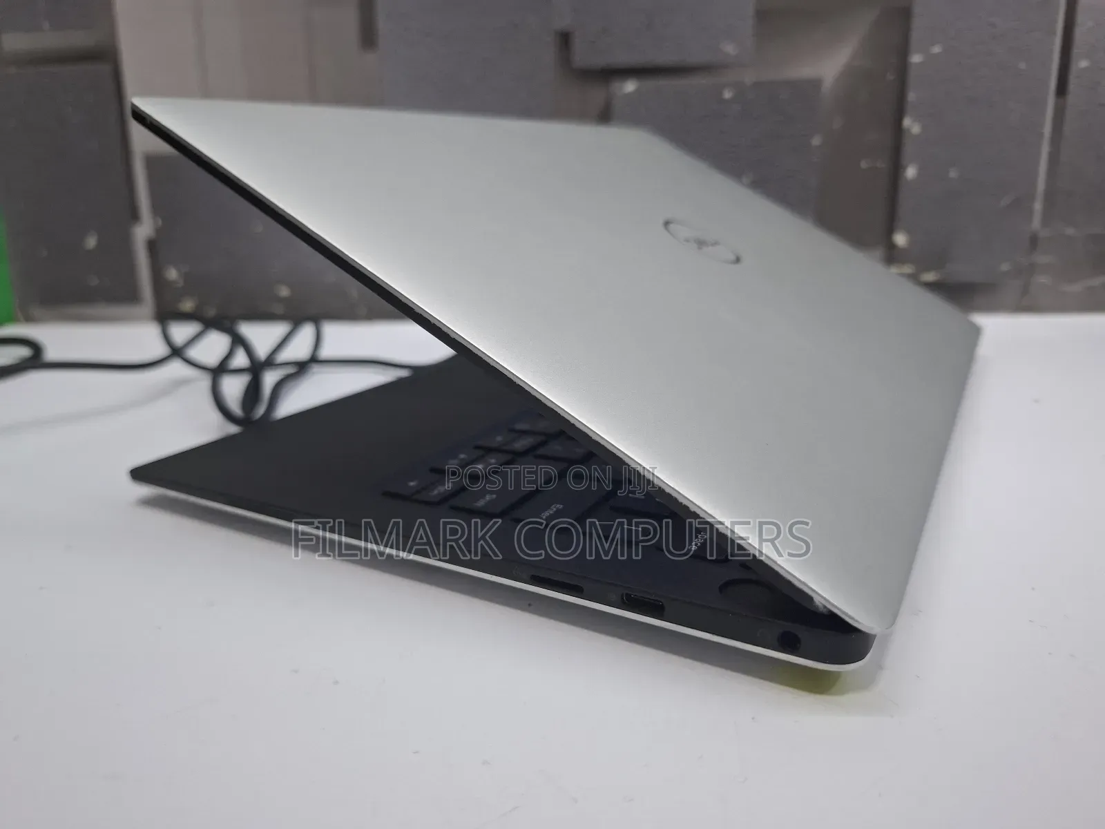 Laptop Dell XPS 13 7390 16GB Intel Core i7 SSD 512GB