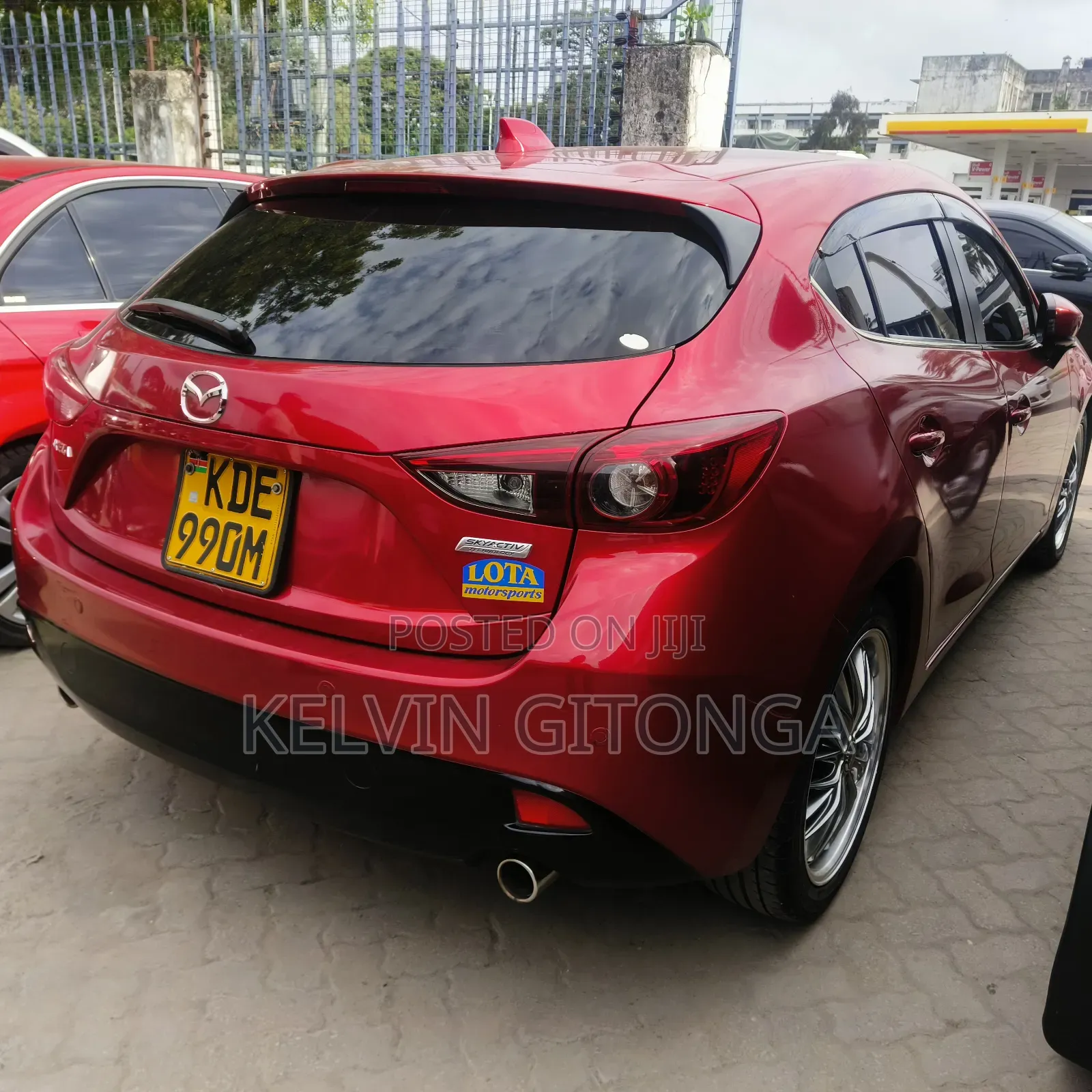 Mazda Axela 2015 Red