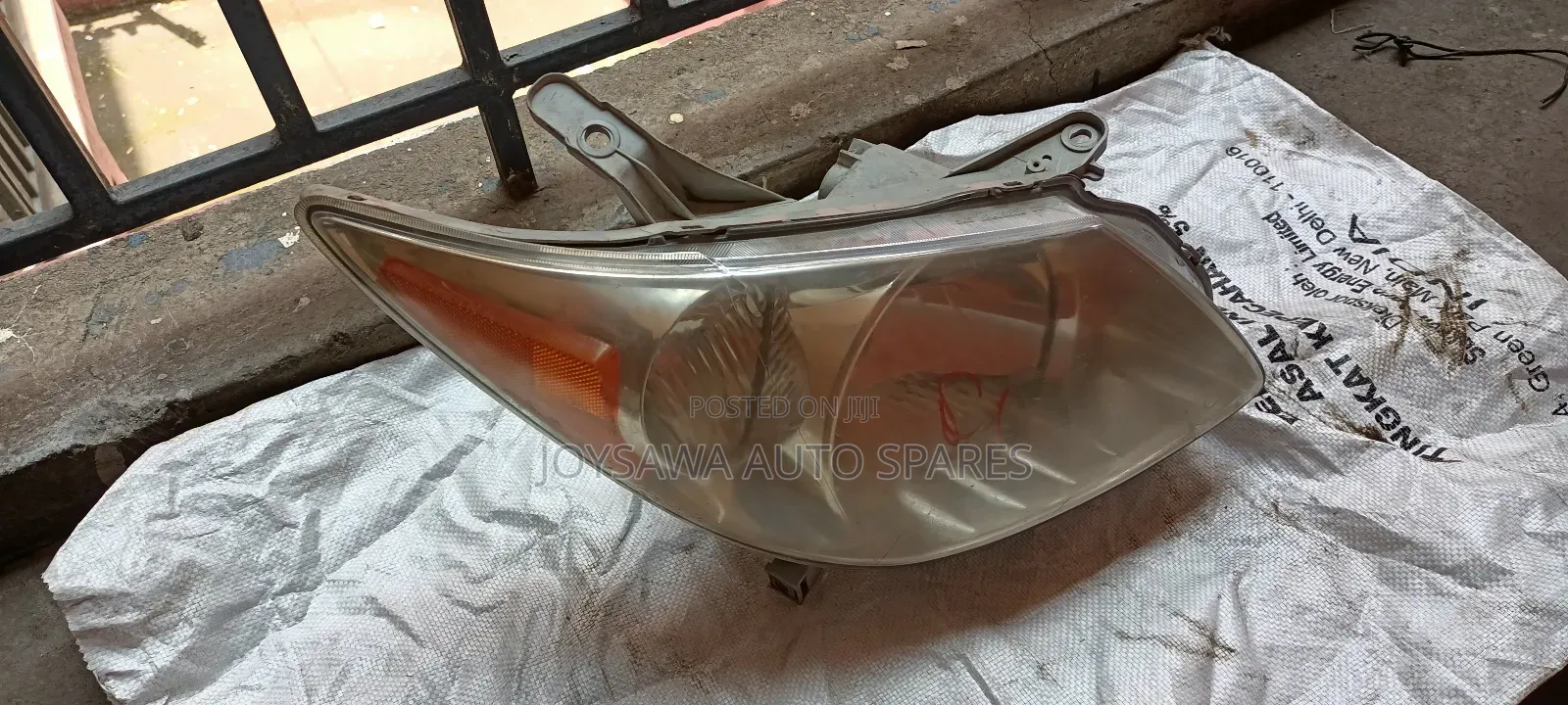 Toyota Voltz Headlight