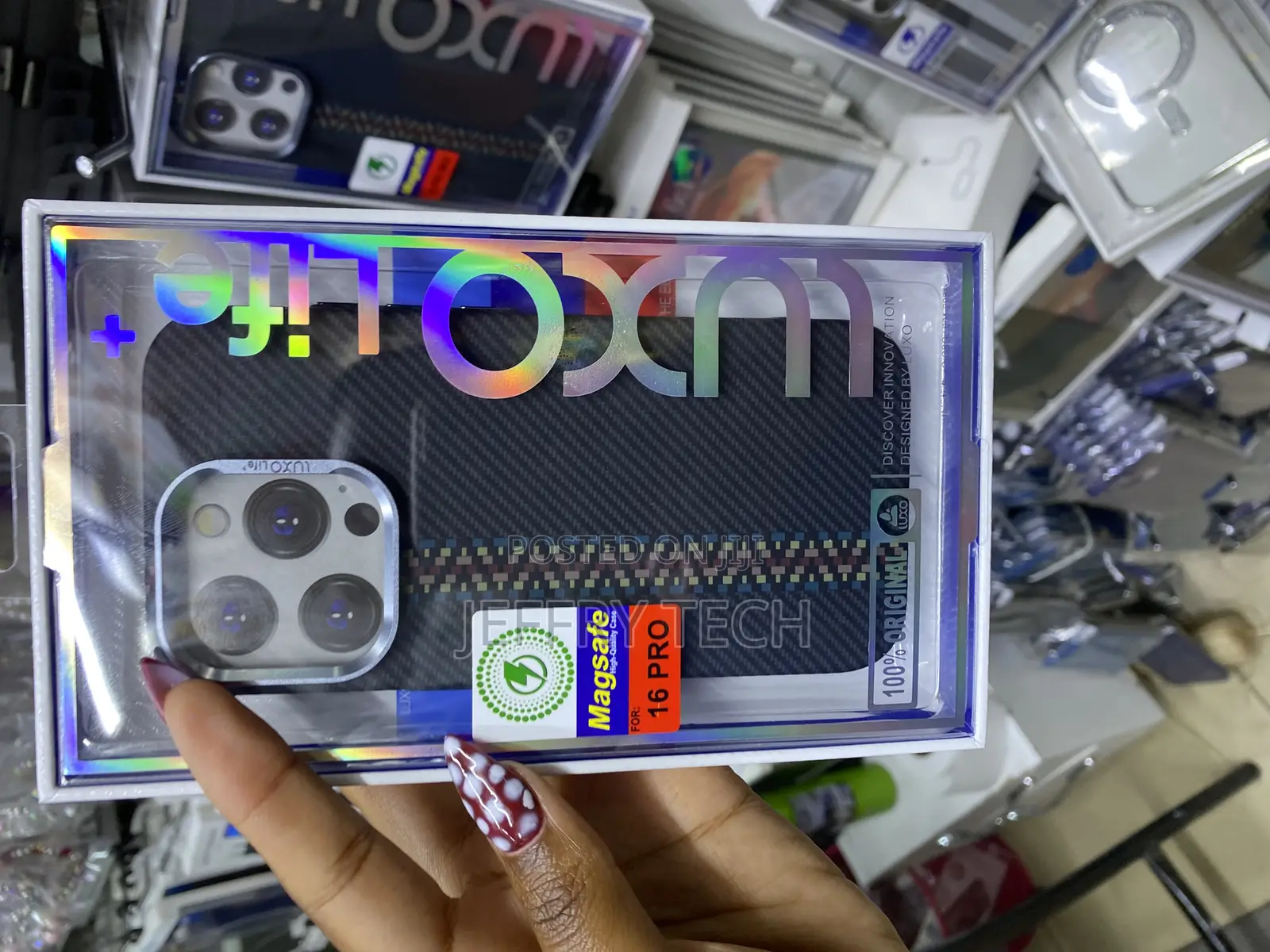 Mous for iPhone 16 Pro Magsafe Compatible Carbon Fibre Case