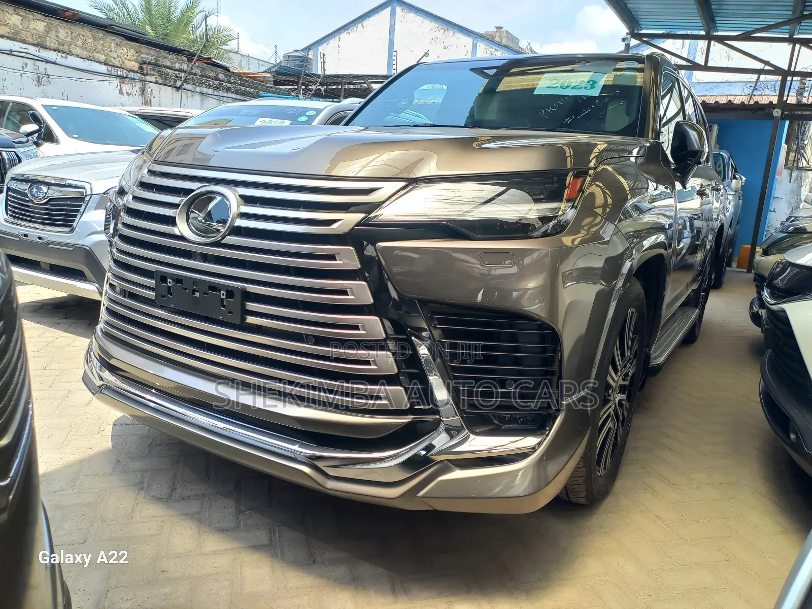 Lexus LX LX 600 2023 Gray