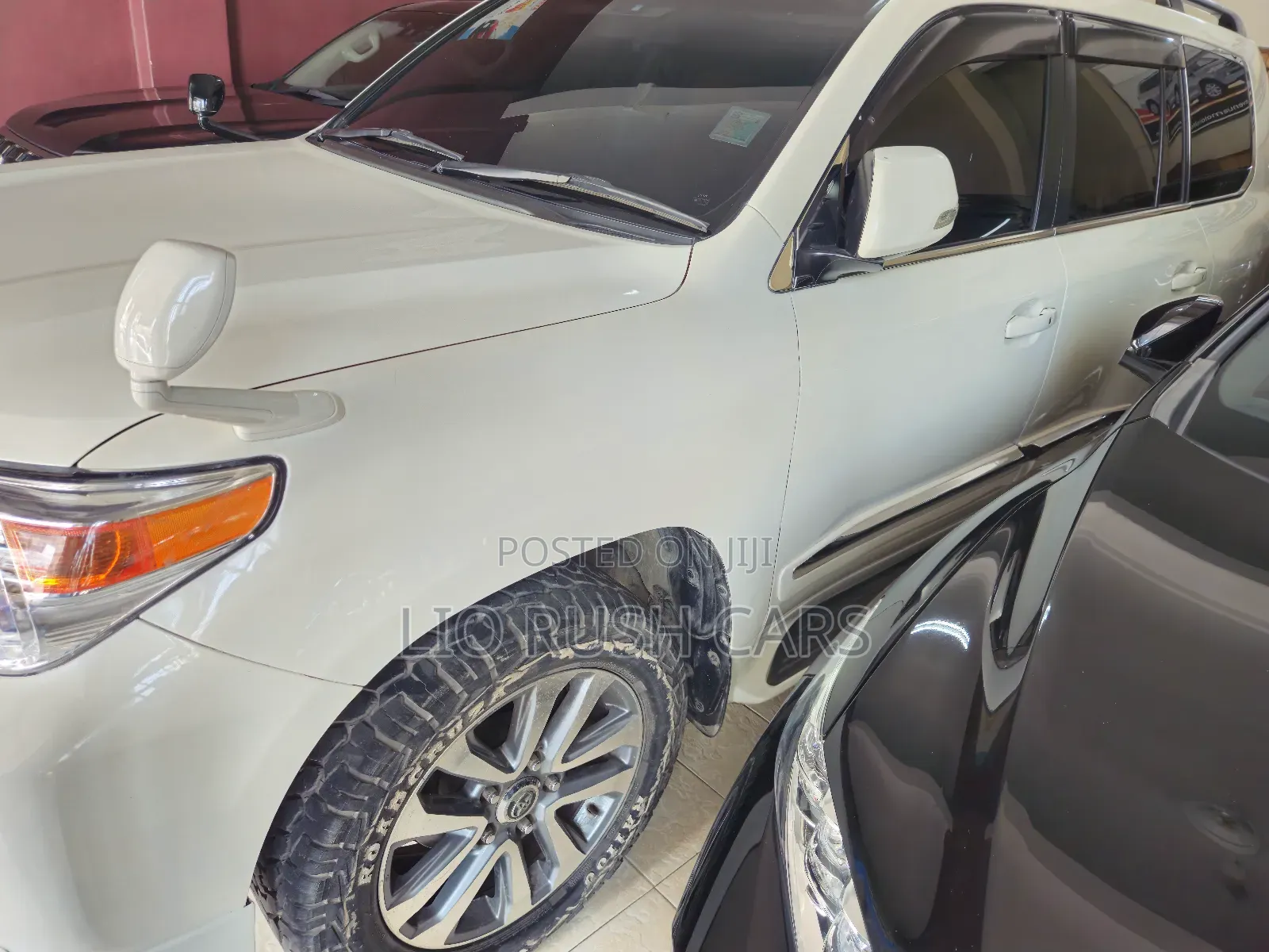 Toyota Land Cruiser 2013 White