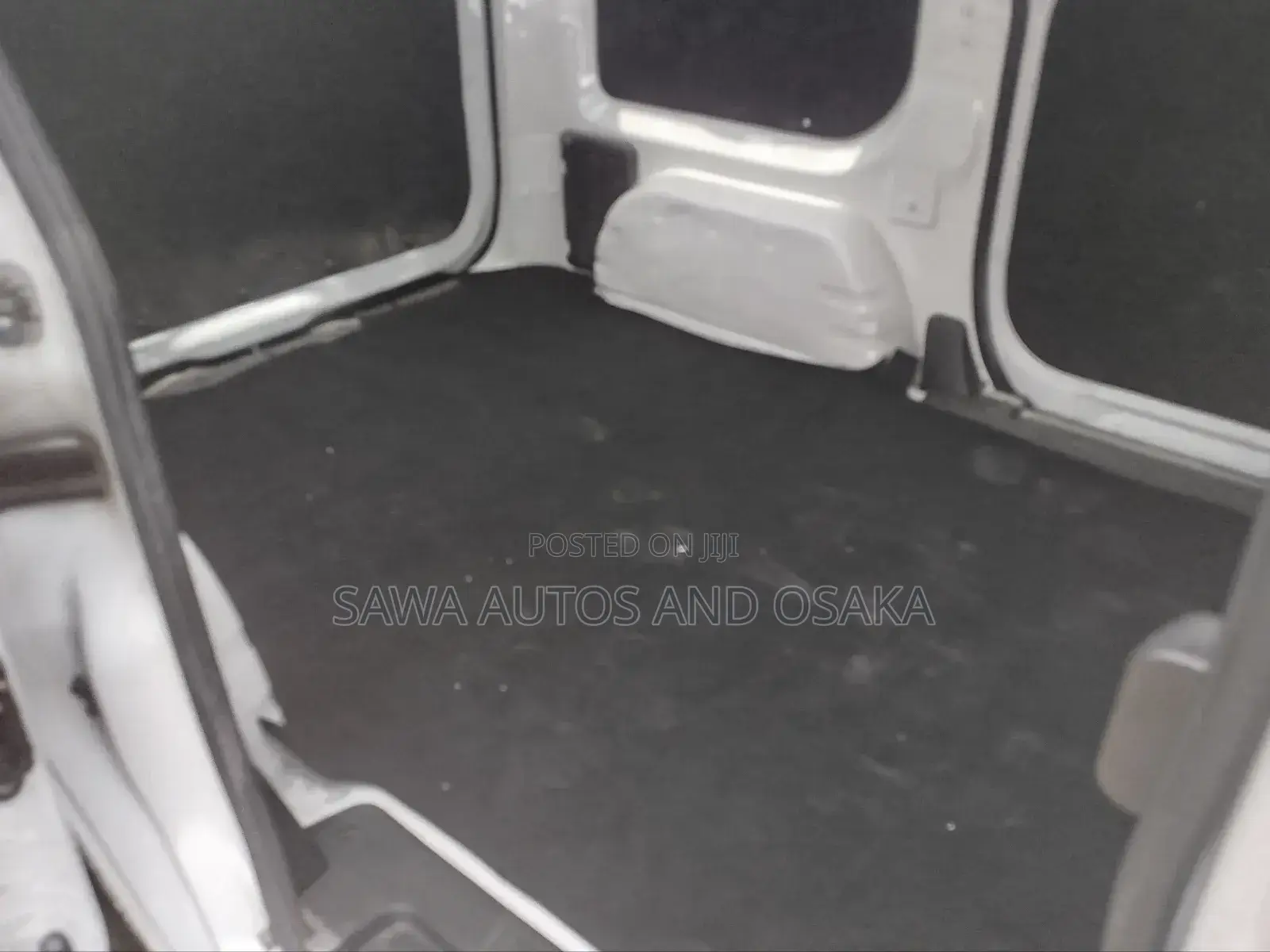 Nissan NV200 2019 White