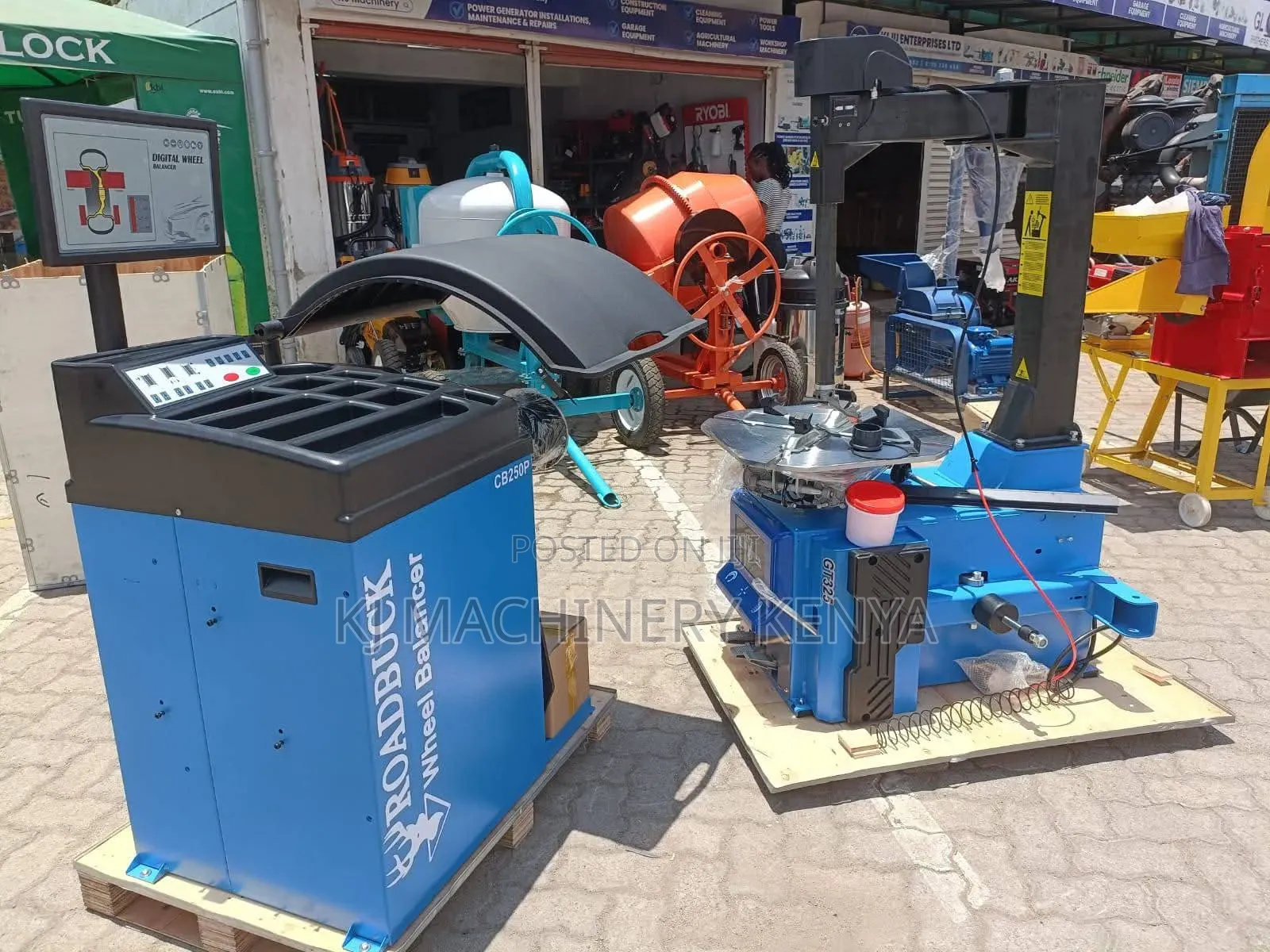 Roadbuck Cb250p Digital Wheel Balancer – Precision Meets Performance!