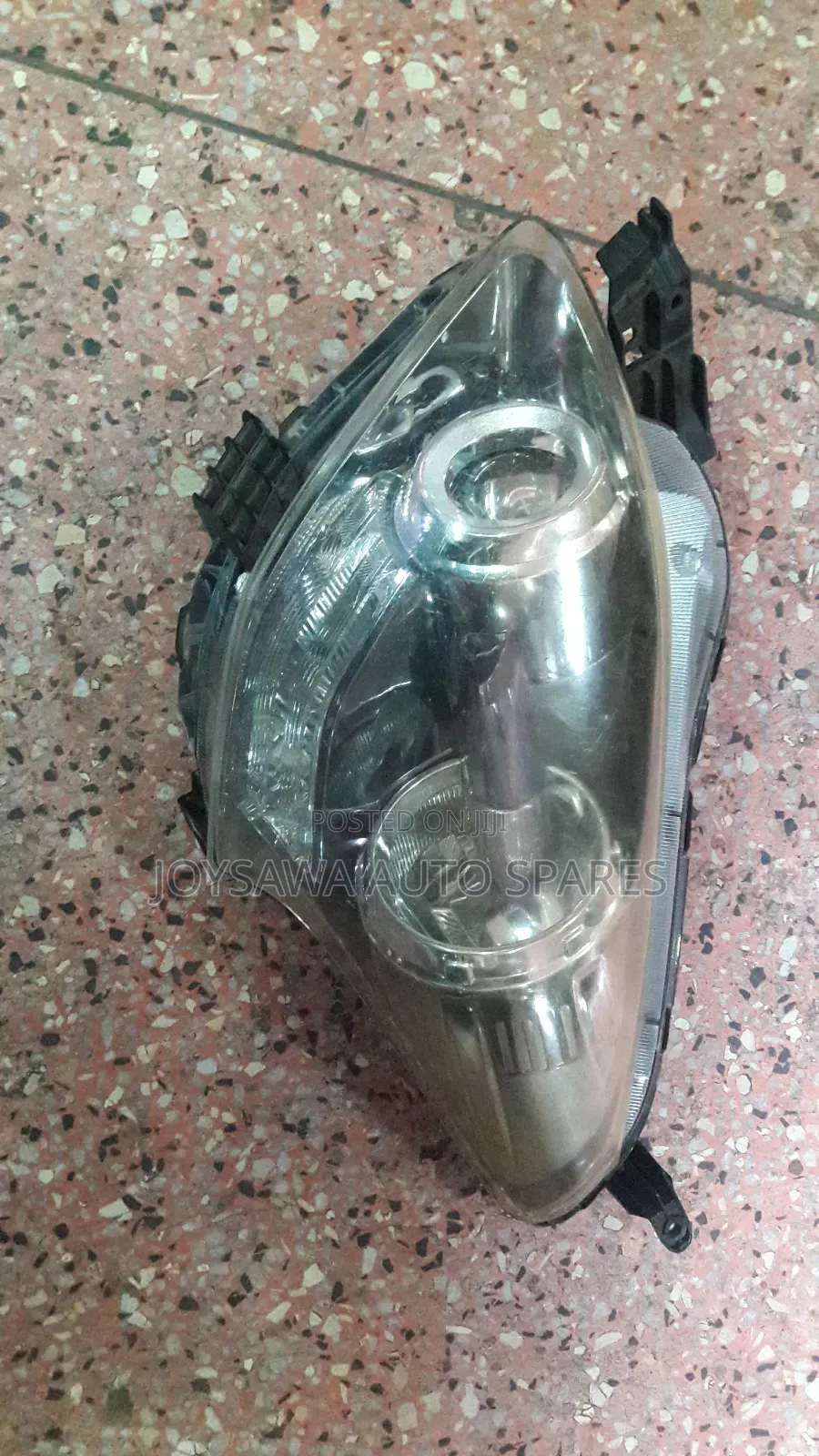 Ractis 2008 Xenon Xjapan Headlight