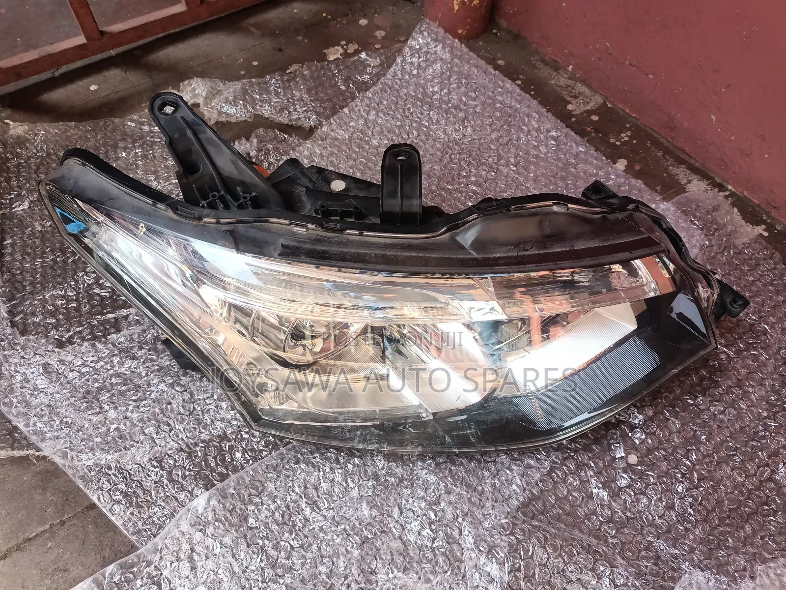 Mitsubishi Outlander 2014 Xenon Headlight