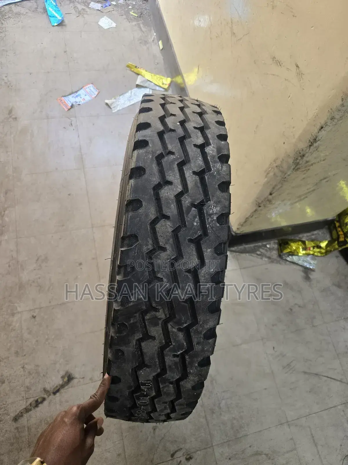 825r16 Boto Tyre