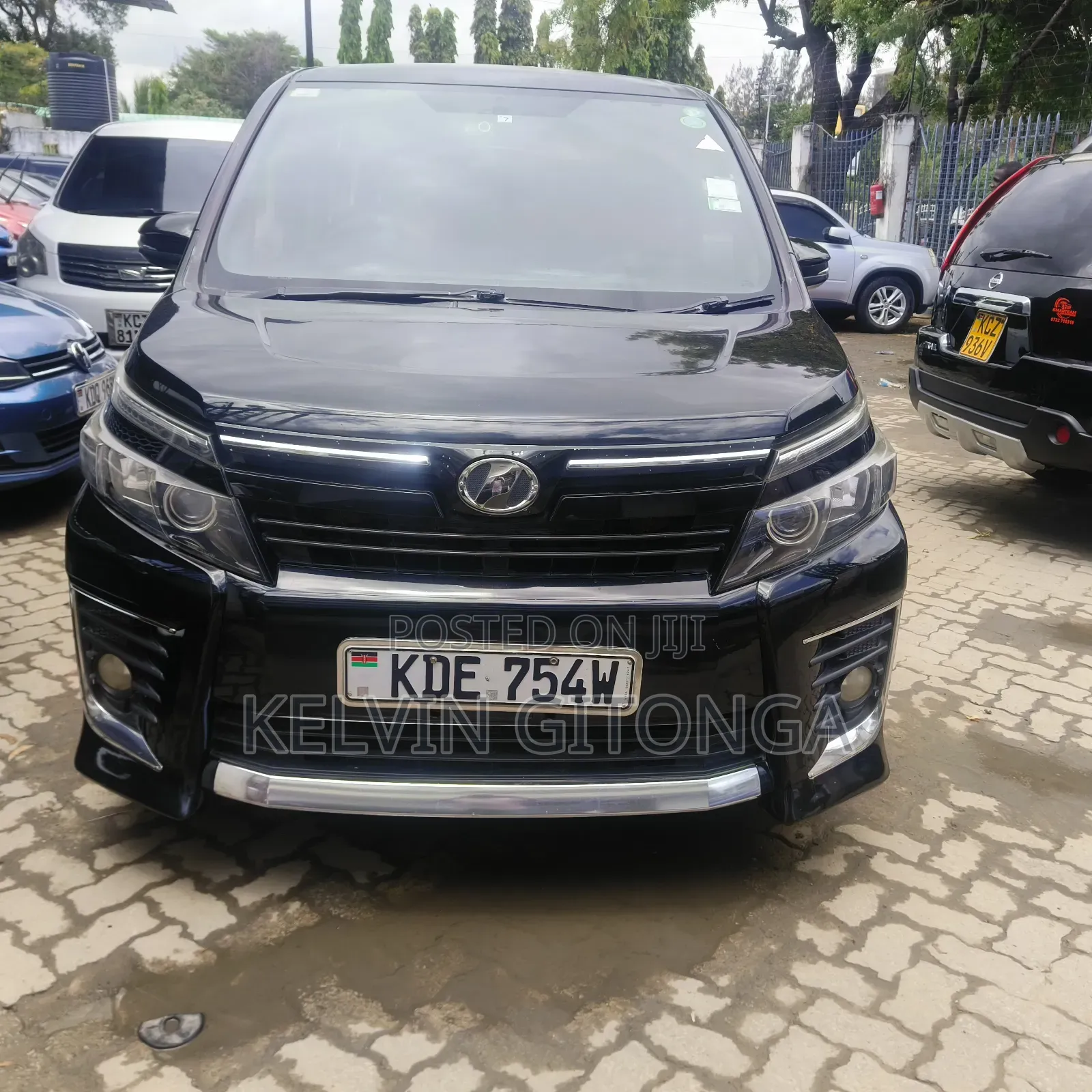 Toyota Voxy SV Premium 2014 Black