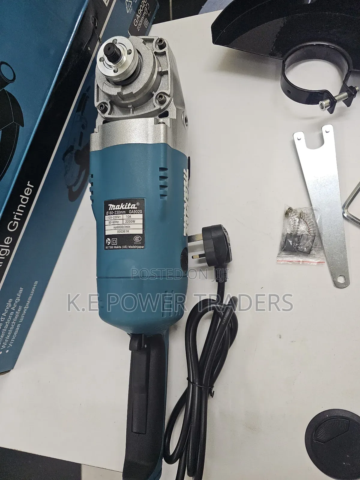 9" Makita Angle Grinder
