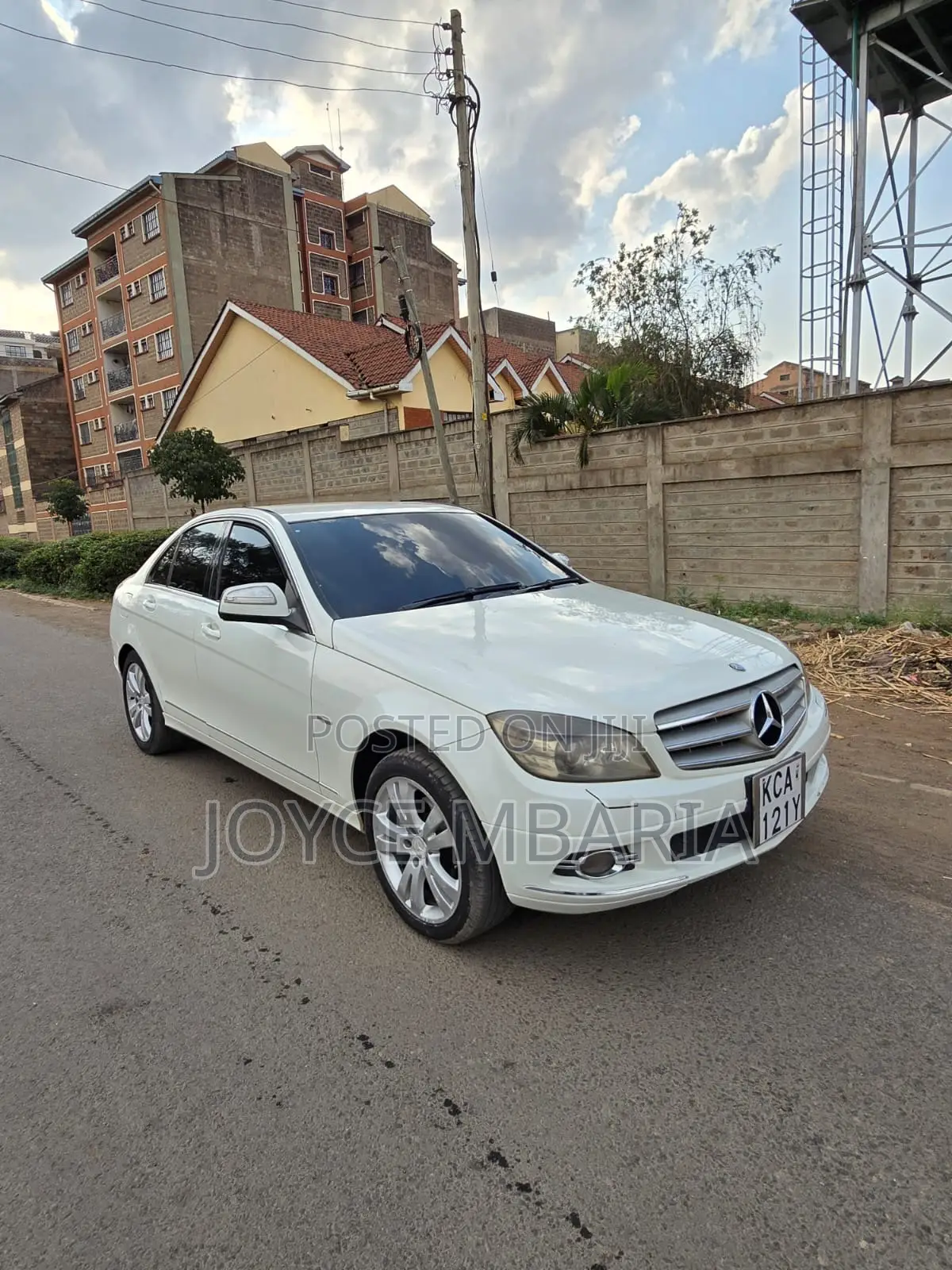 Mercedes-Benz C200 2010 Pearl