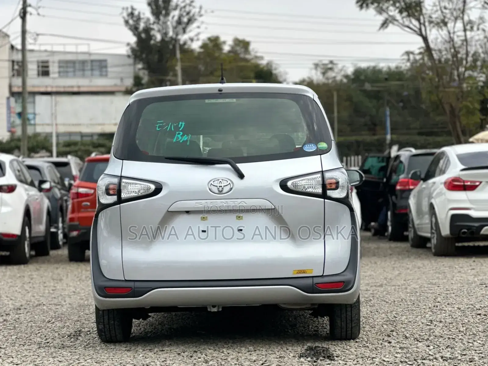 Toyota Sienta 2019 Silver