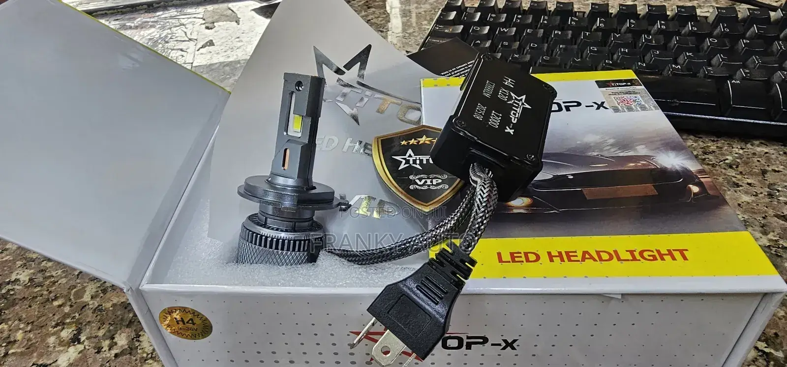 Ti Top Led Light
