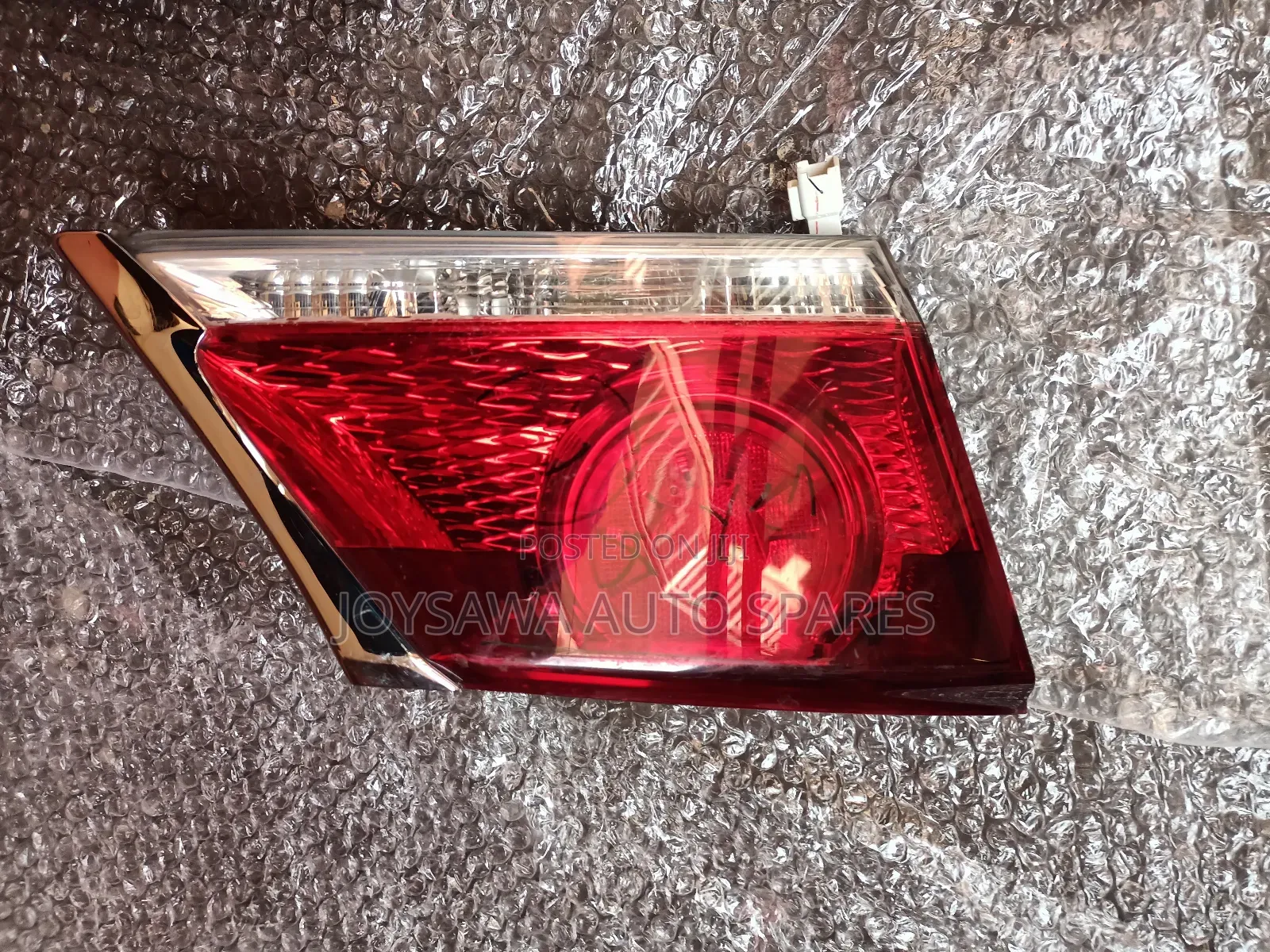 Toyota Crown 2015 Athlete Boot Light