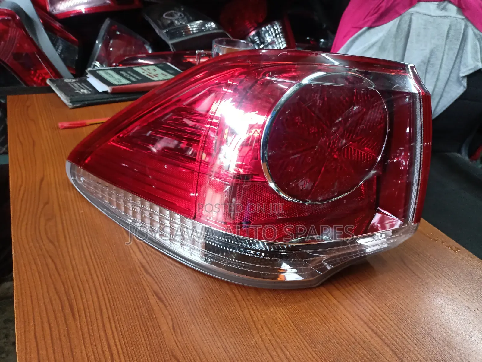 Toyota Crown 2012 Athlete Xjapan Taillight
