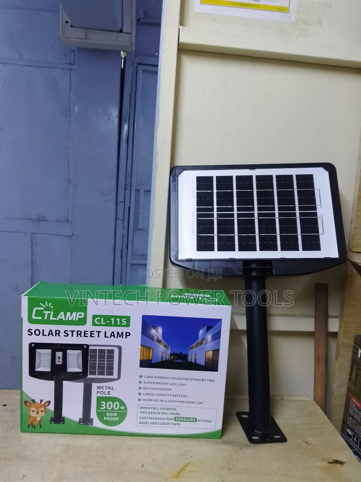 Street Lamp/Solar Street Light 300 Watts