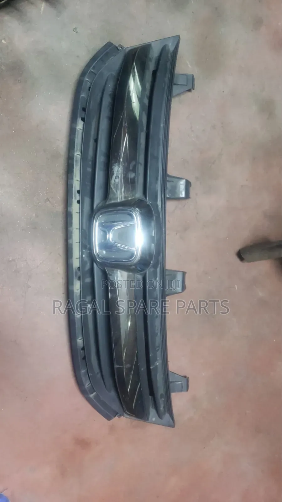 Honda Stream Grill