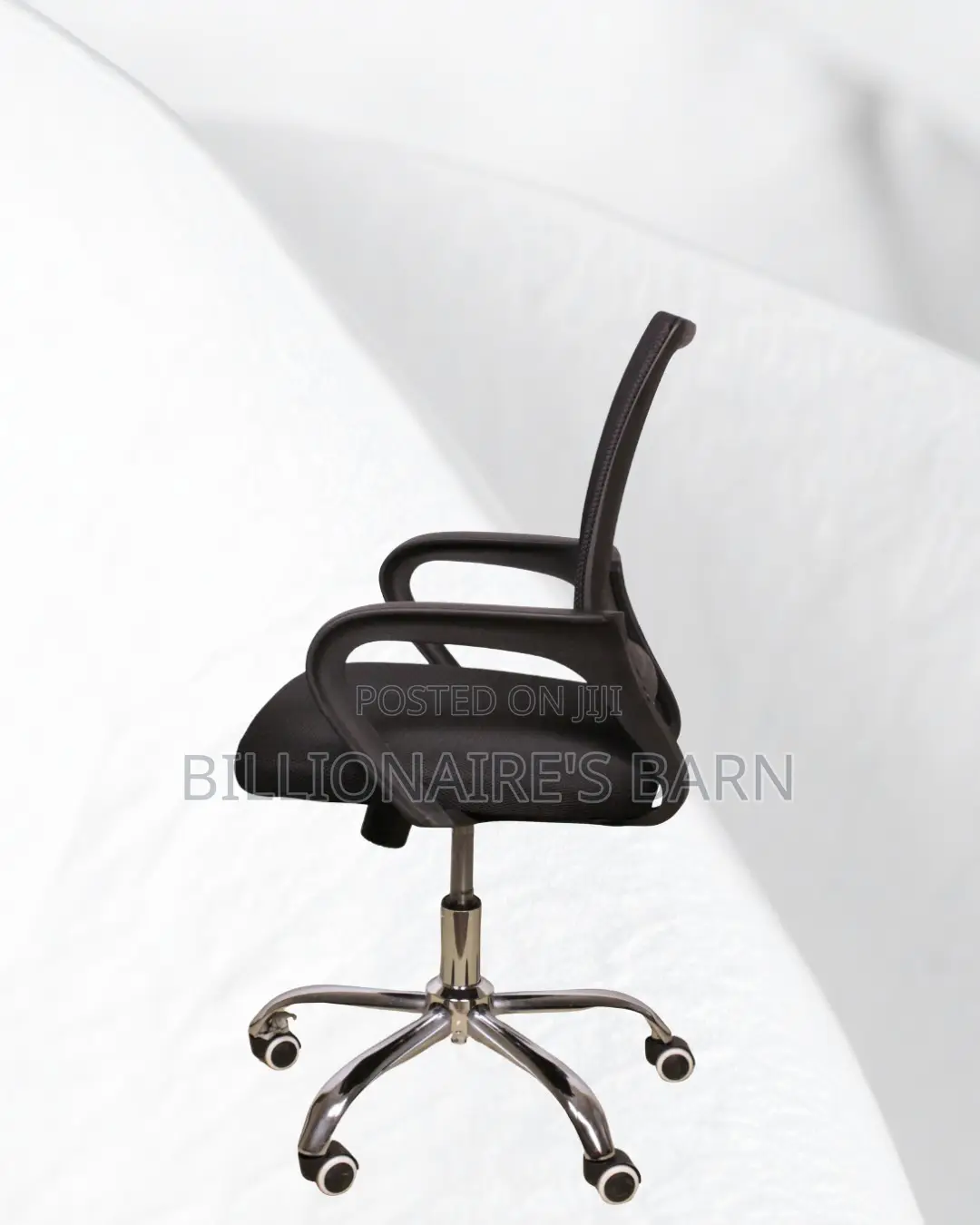 Office Few Office Chair Secretarial — | Delivery Anywhere in Kenya