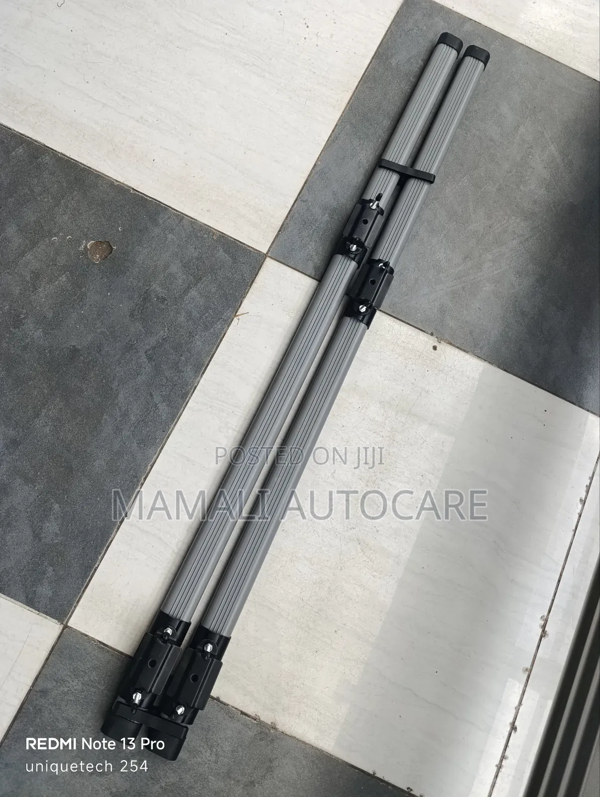 Universal Grey Roof Rack Crossbar for Vehicles